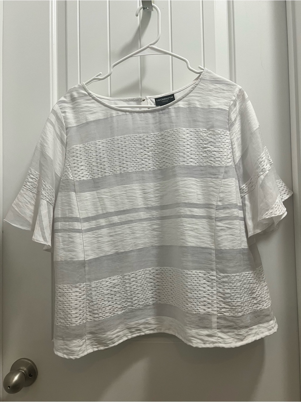 Liz Claiborne White Striped Flutter Sleeve Top